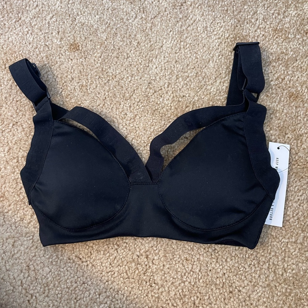 Black Sports Bra